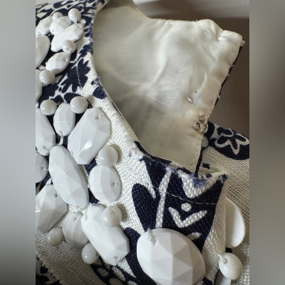 Eliza J Floral Beaded Neckline Dark Navy Blue White Linen Blend Mini Dress M - Picture 5 of 17